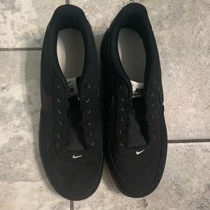 Black Nike AirForce 1s!